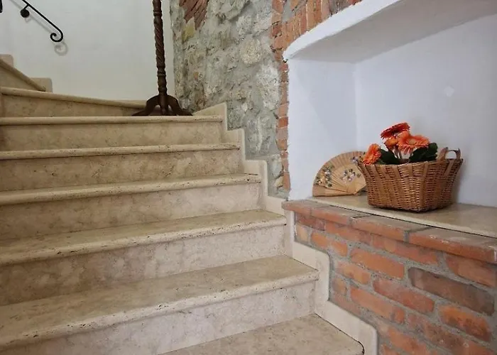 Casa Luana Апартаменты Лучиньяно